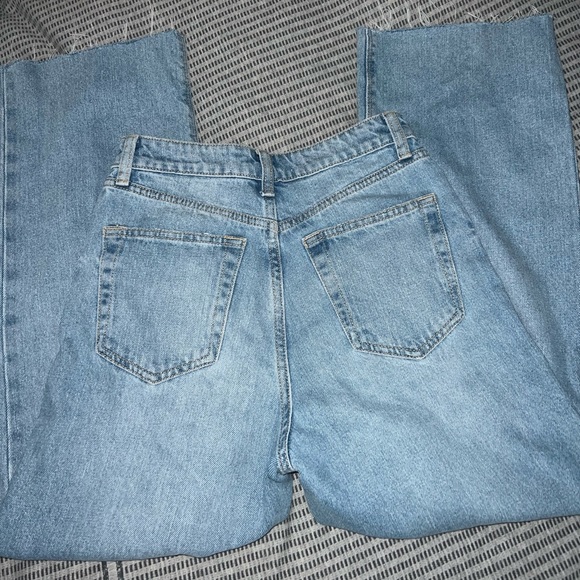 SOLD Wide leg jeans - Picture 3 of 6